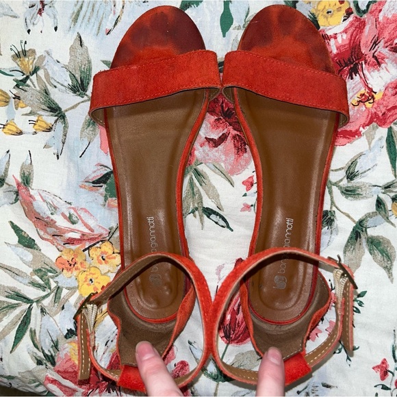 Real Italian Red suede sandals with a 0.75" inch heel by Borgo Giannotti - Picture 2 of 11